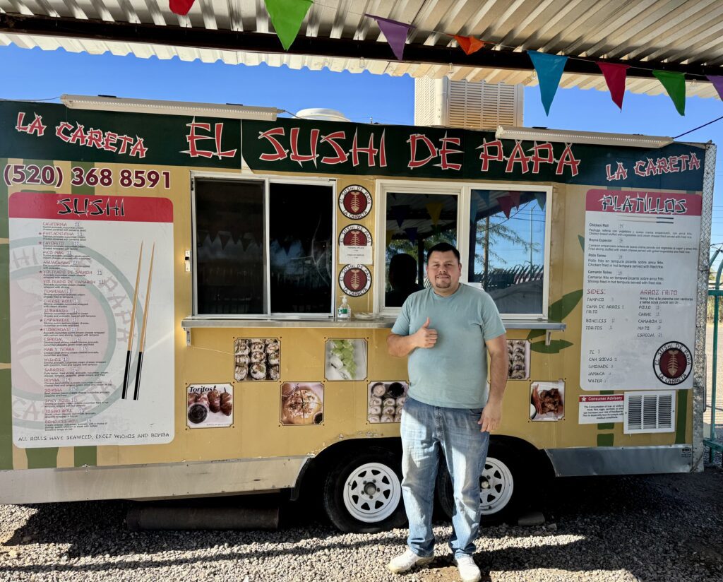 El Sushi de Papá La Carreta owner and chef Edgardo Grijalva (Photo by Elian Macias Parada)