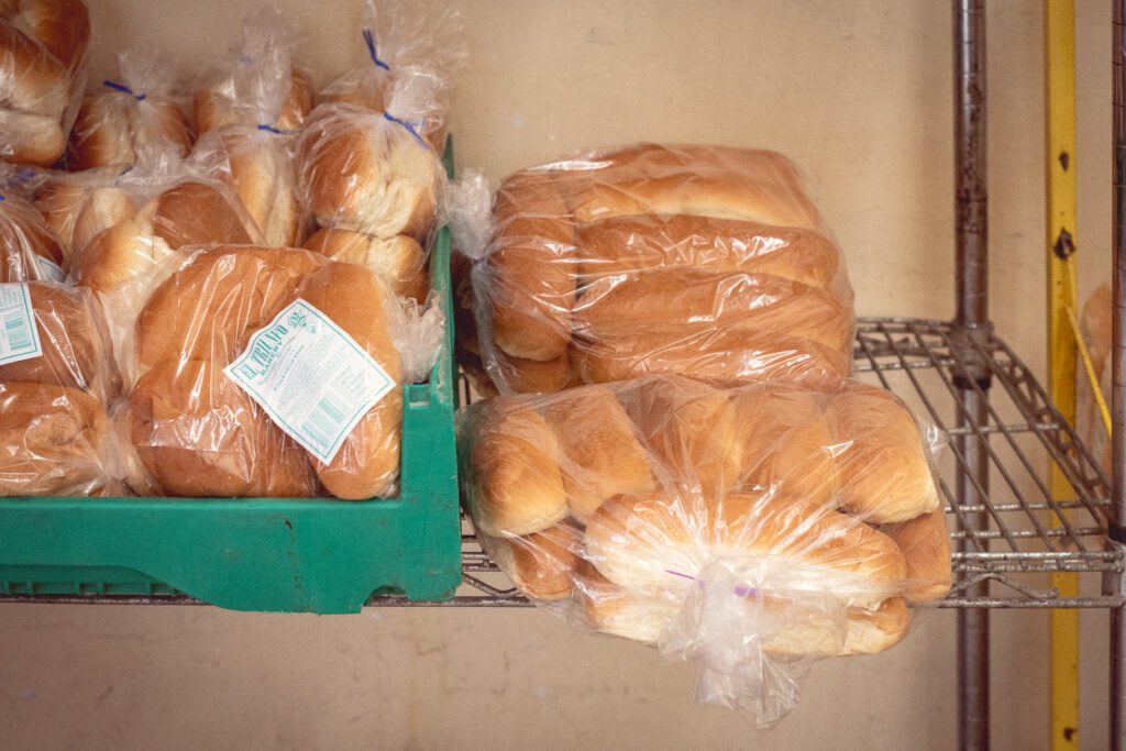 Buns at El Triunfo Bakery and Tortilleria (Photo by Jackie Tran)
