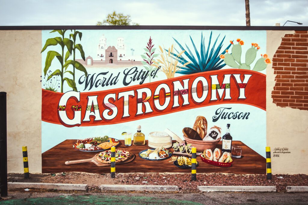 Mural by Modern Aquarian (Photo by Jackie Tran)