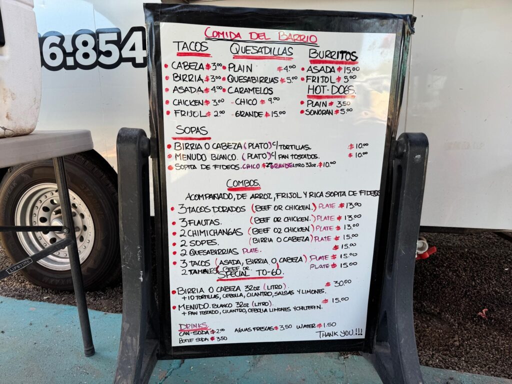 Menu at Comida del Barrio (Photo by Elian Macias Parada)