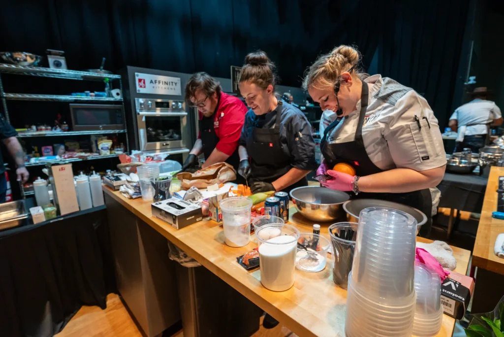 Chef McKenzie O’Leary and her team at Iron Chef Tucson 2025 (Photo courtesy of Iron Chef Tucson)