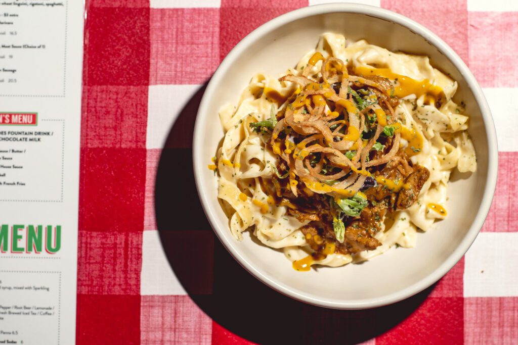 Guido's Alfredo at Mama Louisa's (Photo by Jackie Tran)