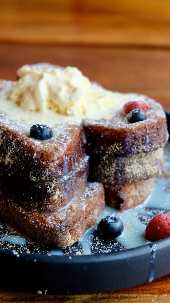 Tabu French Toast at Tabu (Photo by Shane Reiser)
