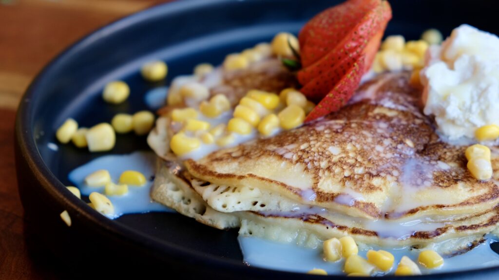 Tabu Pancakes at Tabu (Photo by Shane Reiser)