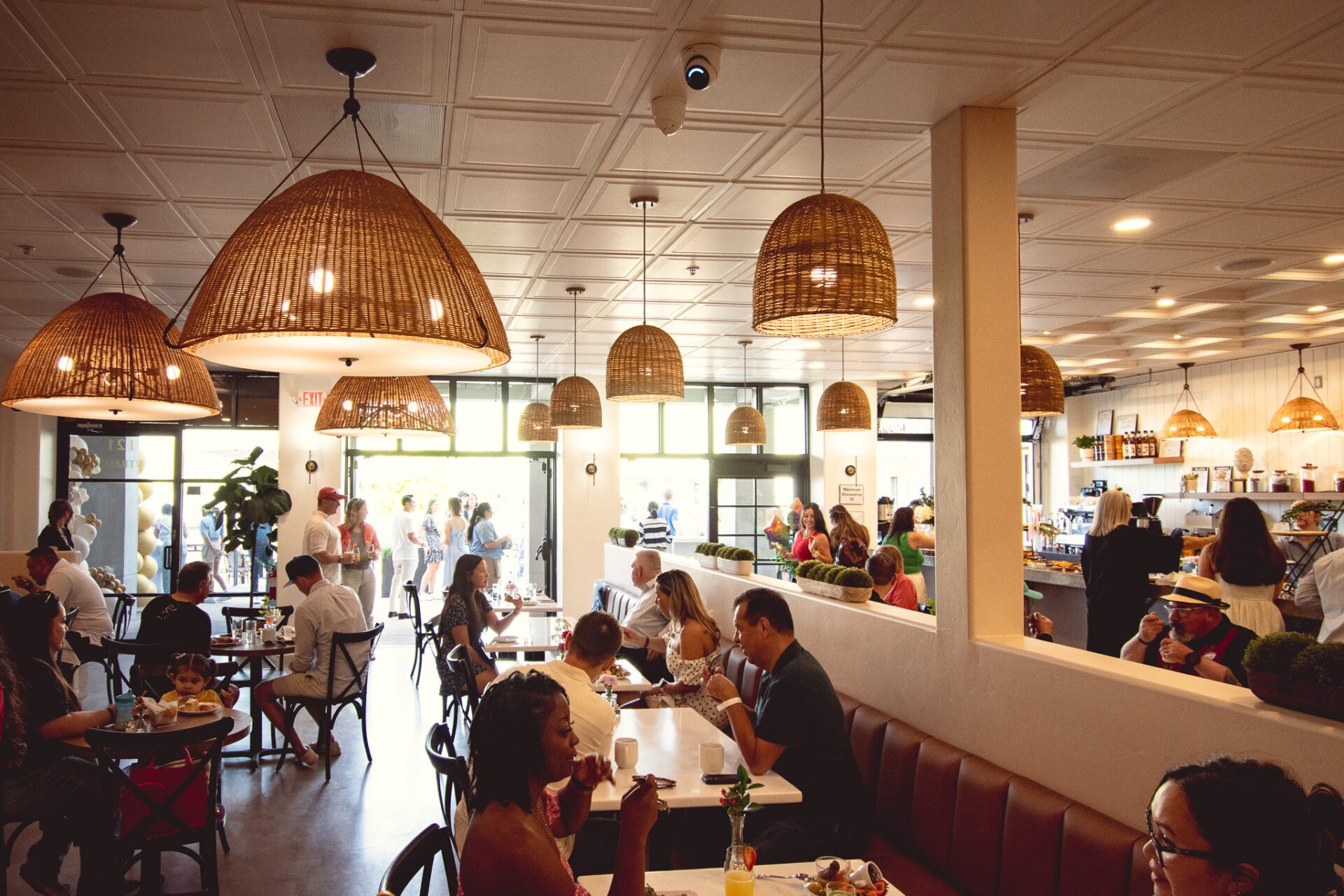Interior at Teaspoon on River Road (Photo by Jackie Tran)