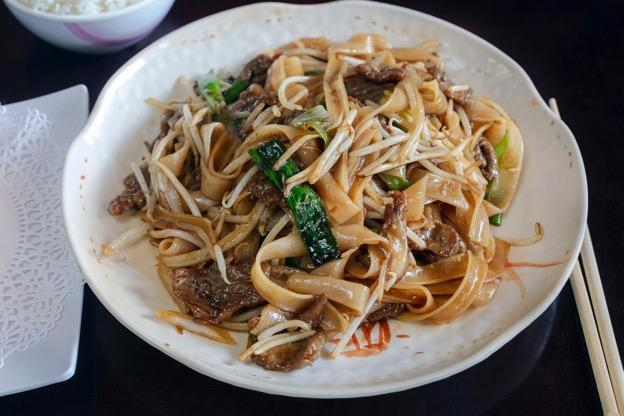 Beef Ho Fun at Asian Spice (Photo by Jackie Alpers)